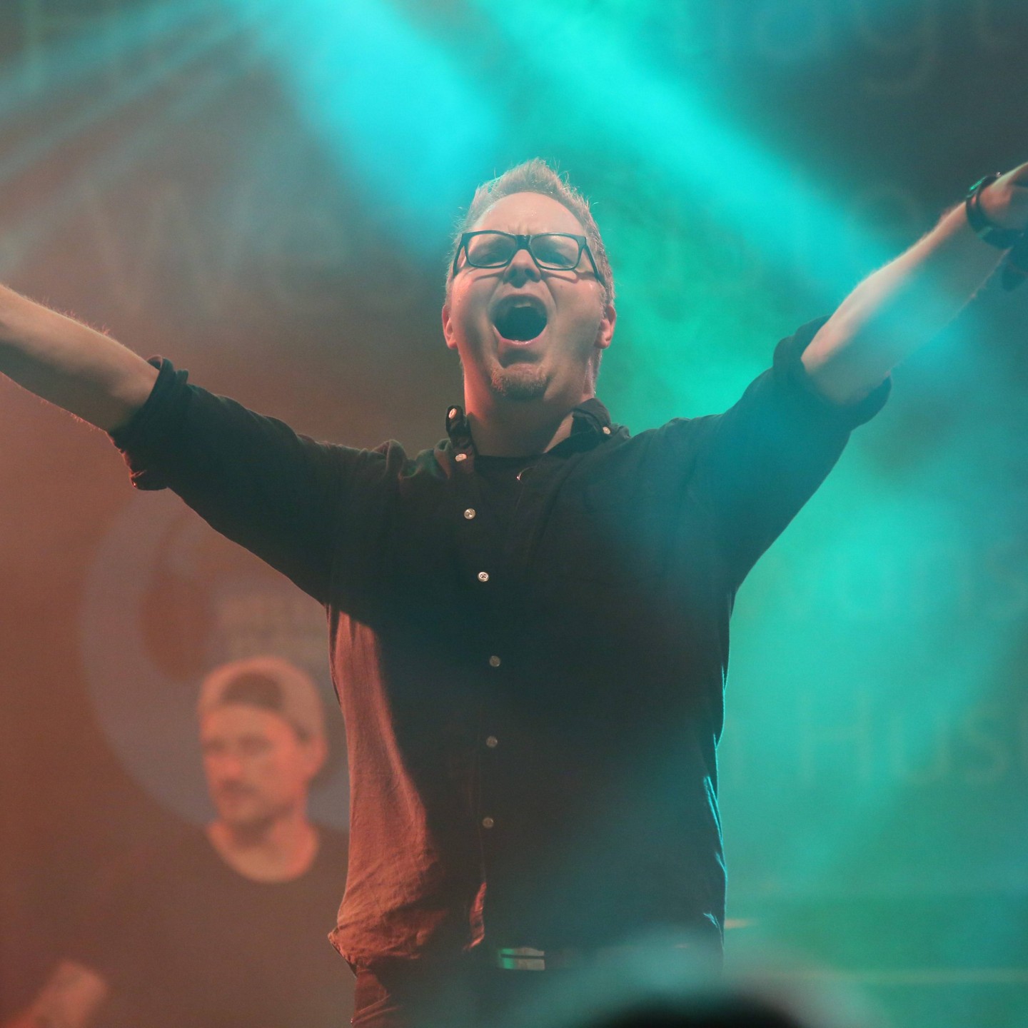 Happy Weekend everybody!

Pic by @ralf.faehrmann.fotografie 

#helloflow #buesum # hafentage #singer #livemusik #openair